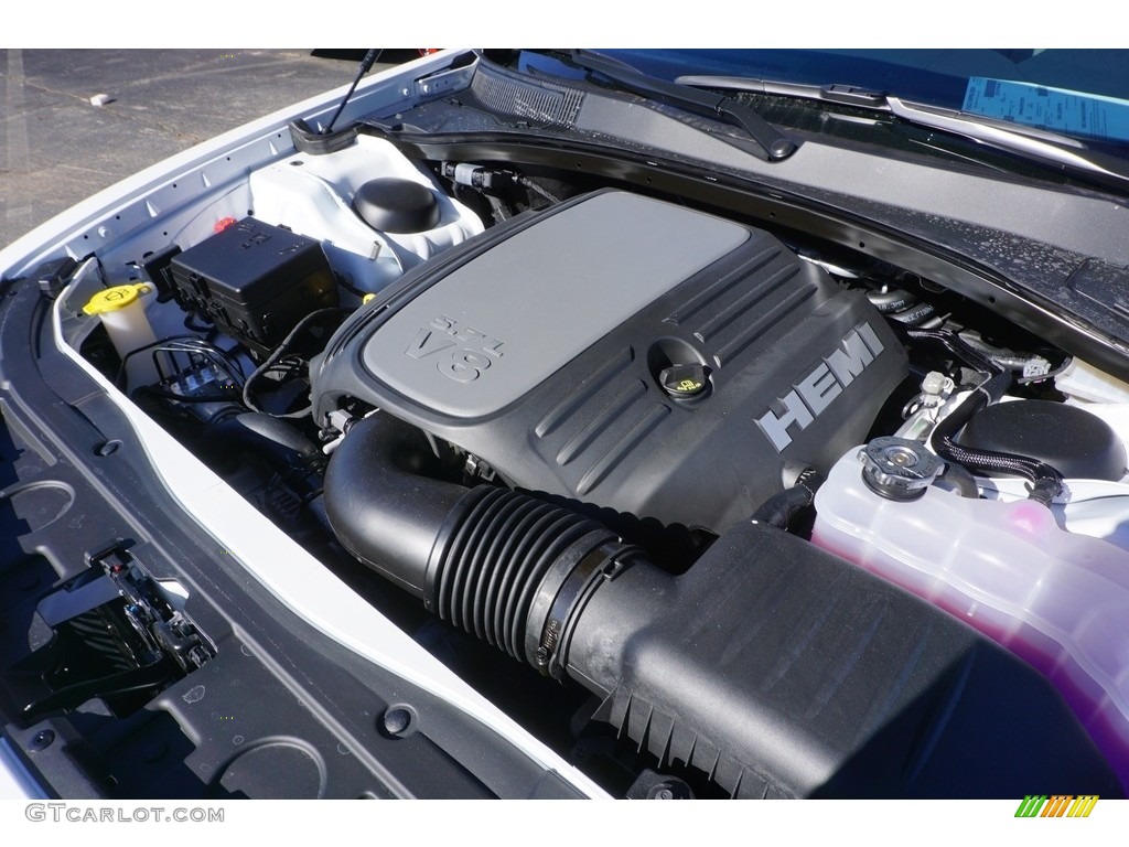 2017 Chrysler 300 C Platinum 5.7 Liter HEMI OHV 16-Valve VVT MDS V8 Engine Photo #117988348
