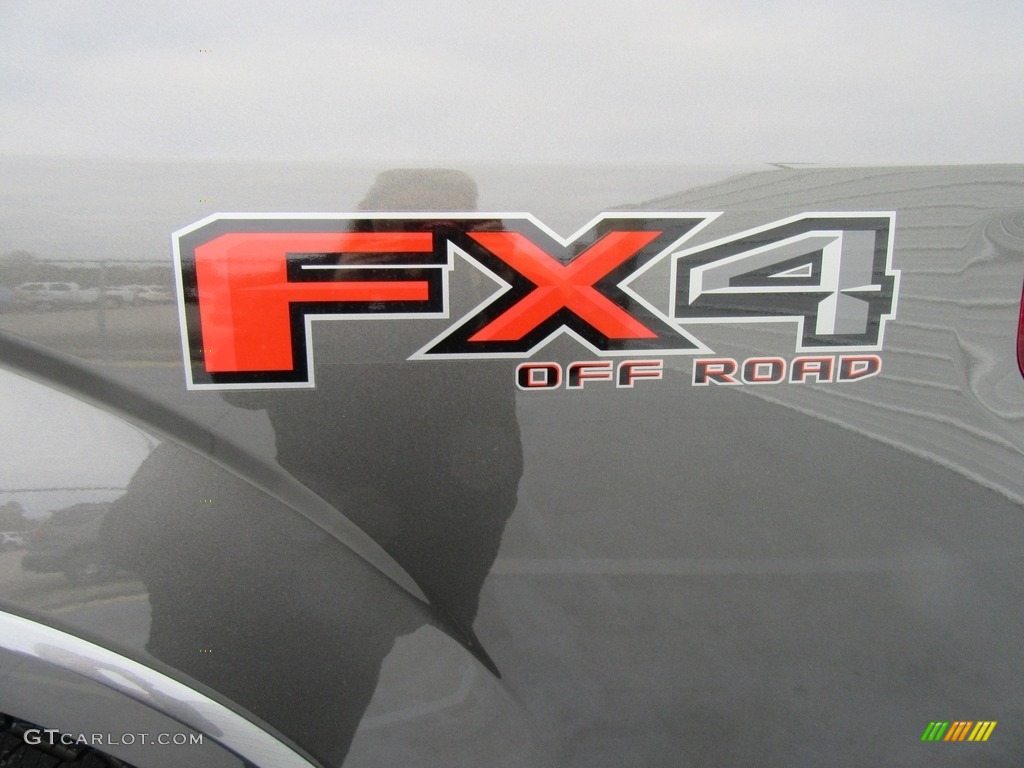 2017 F150 Lariat SuperCrew 4X4 - Magnetic / Black photo #15