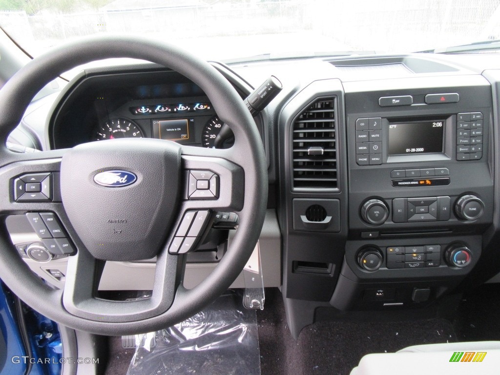 2017 F150 XL Regular Cab - Lightning Blue / Earth Gray photo #22