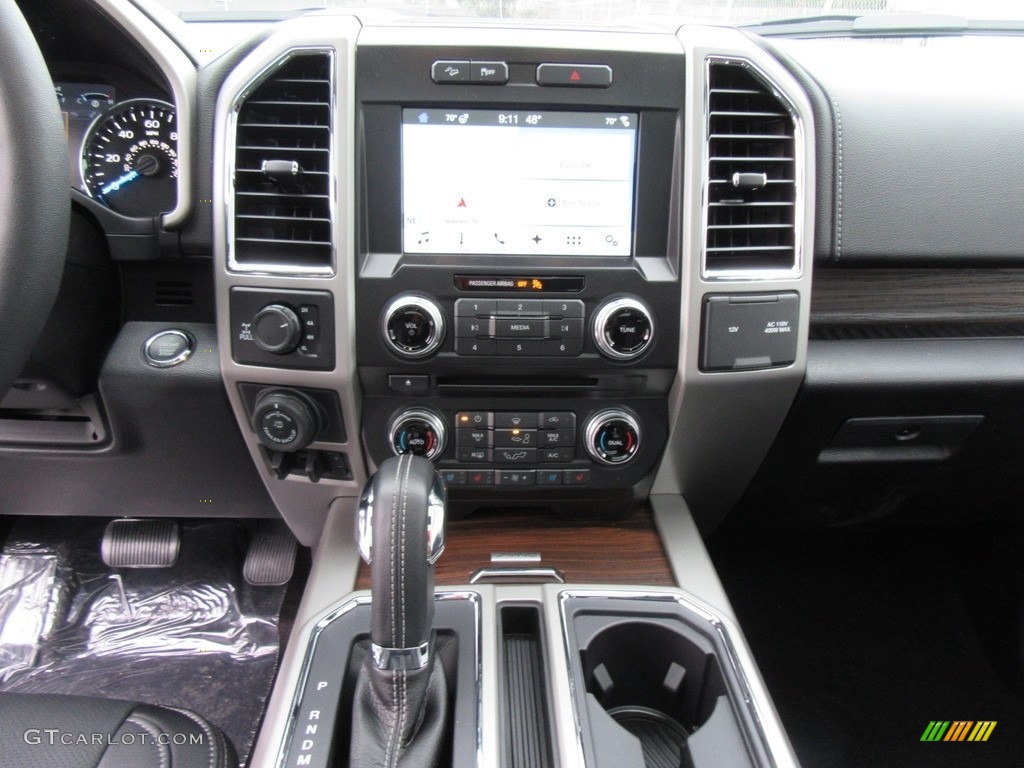 2017 F150 Lariat SuperCrew 4X4 - Shadow Black / Black photo #24