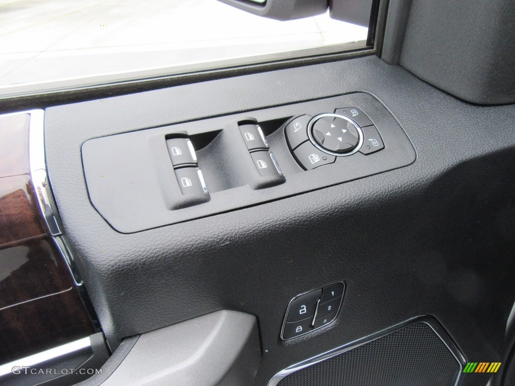 2017 F150 Platinum SuperCrew 4x4 - White Platinum / Black photo #20