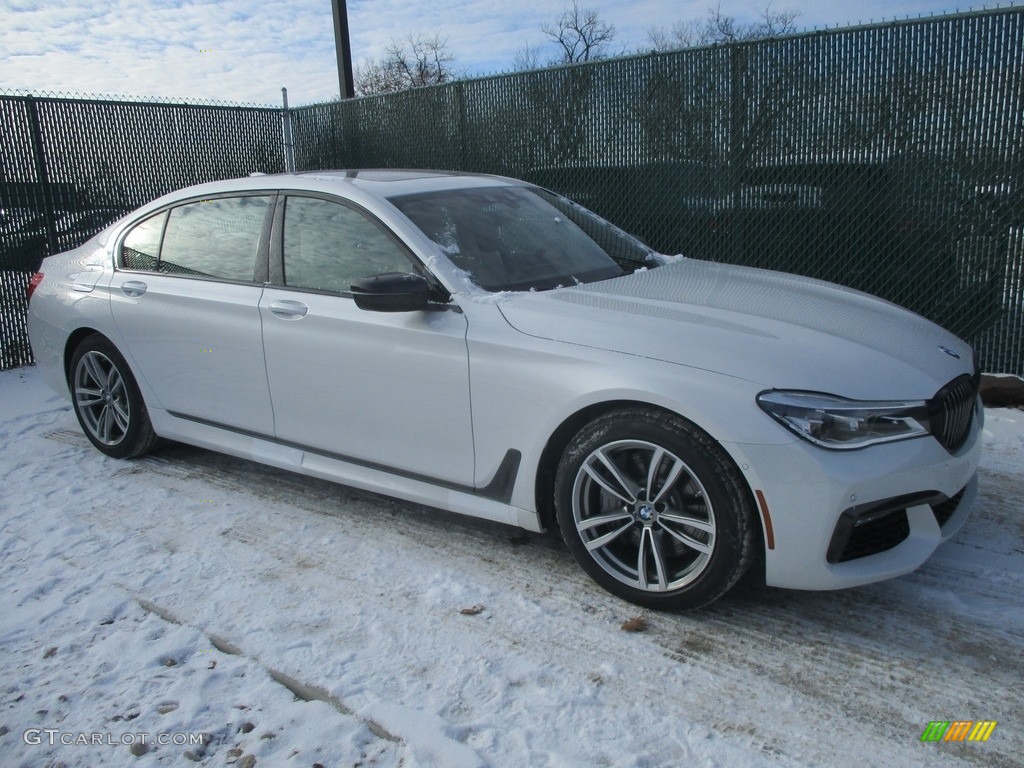 Mineral White Metallic BMW 7 Series