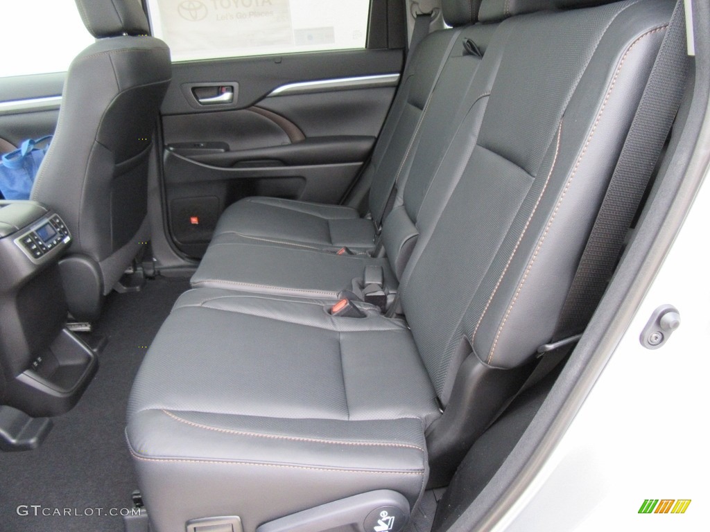 2017 Toyota Highlander Limited AWD Rear Seat Photo #118004536