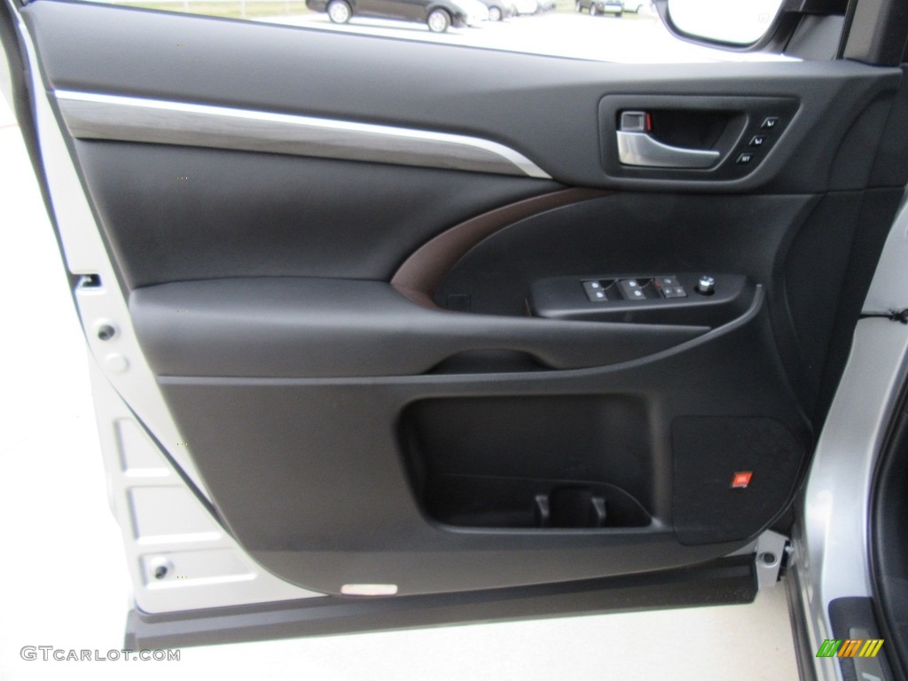 2017 Toyota Highlander Limited AWD Door Panel Photos