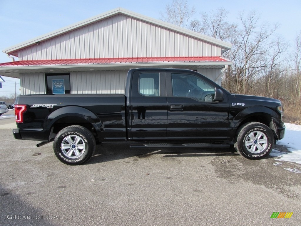 2016 F150 XL SuperCab 4x4 - Shadow Black / Medium Earth Gray photo #3