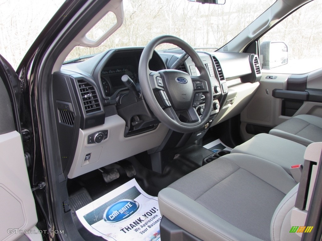 2016 F150 XL SuperCab 4x4 - Shadow Black / Medium Earth Gray photo #30