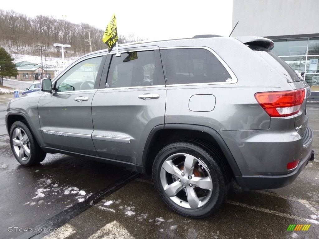 2013 Grand Cherokee Overland 4x4 - Mineral Gray Metallic / New Saddle/Black photo #2