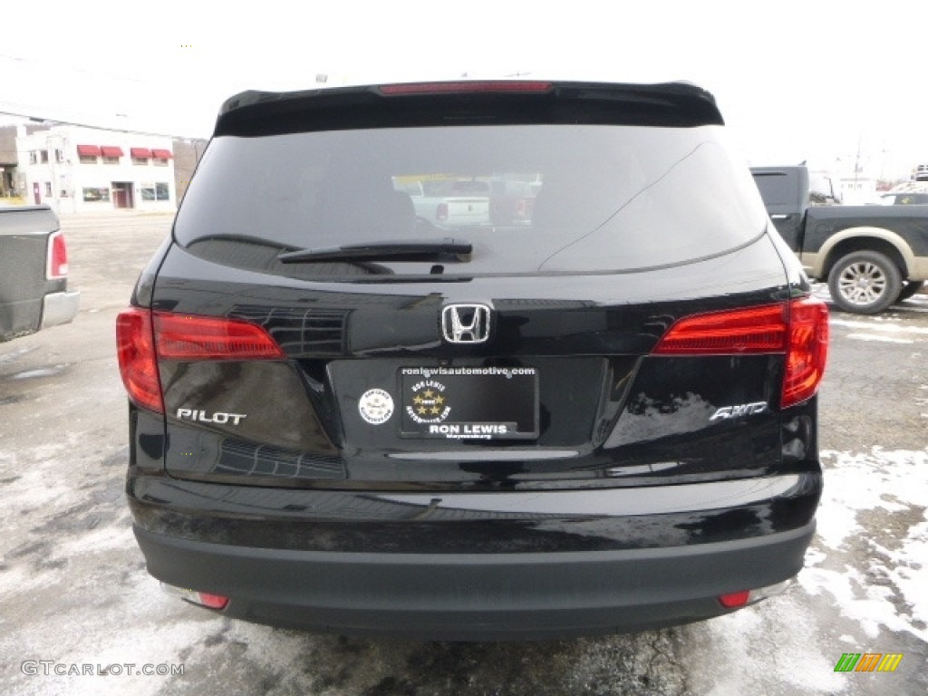 2016 Pilot EX AWD - Crystal Black Pearl / Gray photo #7