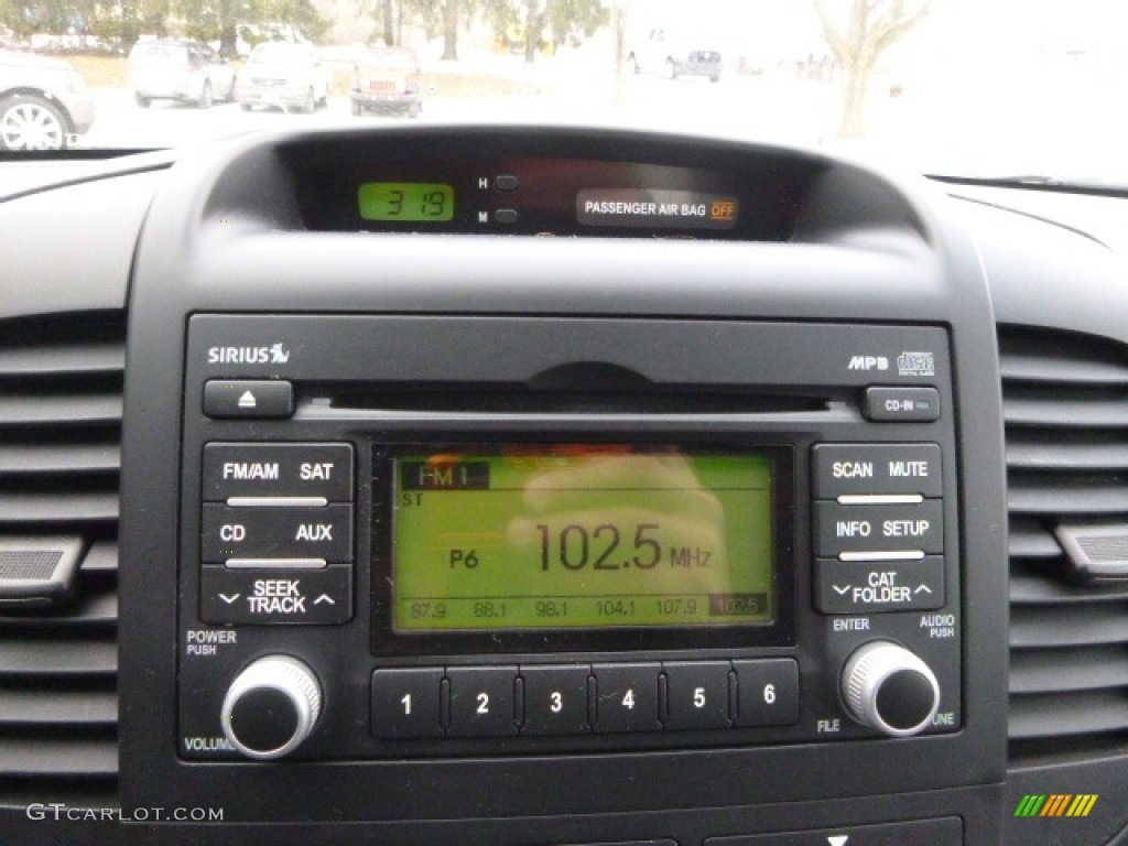 2010 Sedona LX - Glacier Blue / Gray photo #17