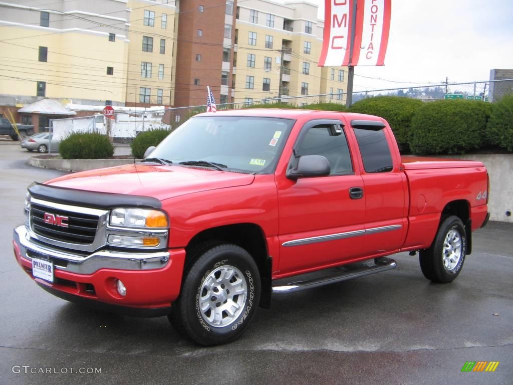2005 Sierra 1500 SLE Extended Cab 4x4 - Fire Red / Dark Pewter photo #2