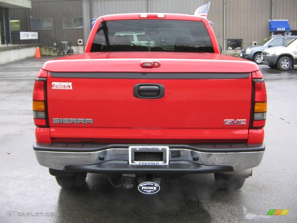 2005 Sierra 1500 SLE Extended Cab 4x4 - Fire Red / Dark Pewter photo #5