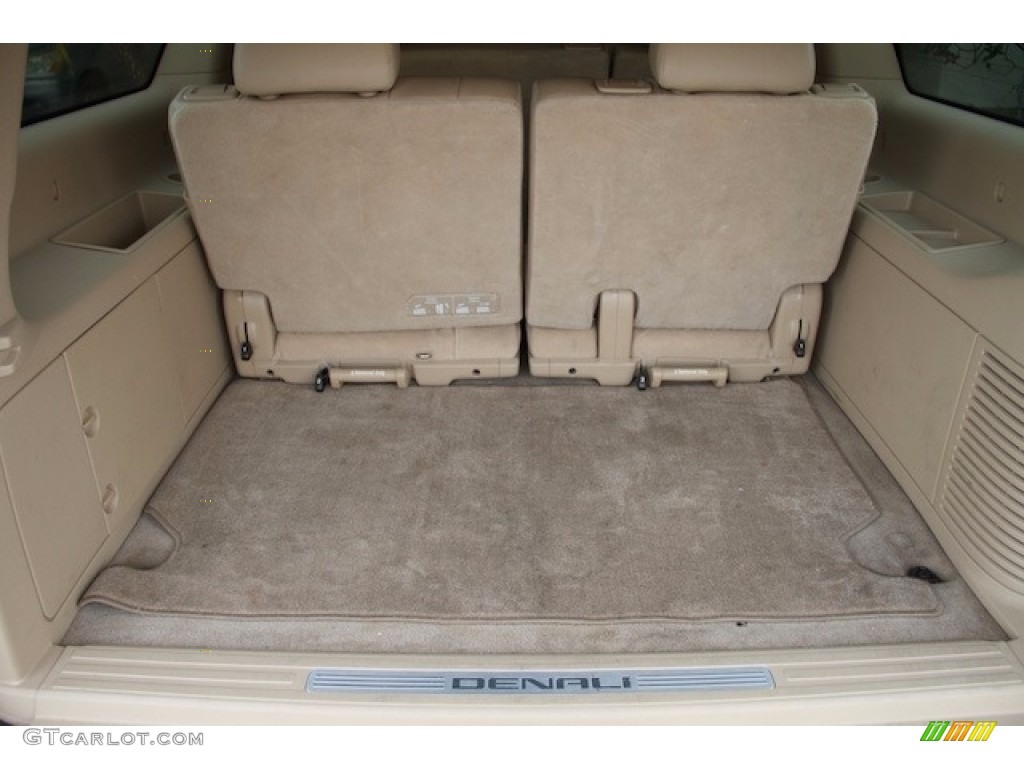2011 Yukon XL Denali AWD - Gold Mist Metallic / Cocoa/Light Cashmere photo #17