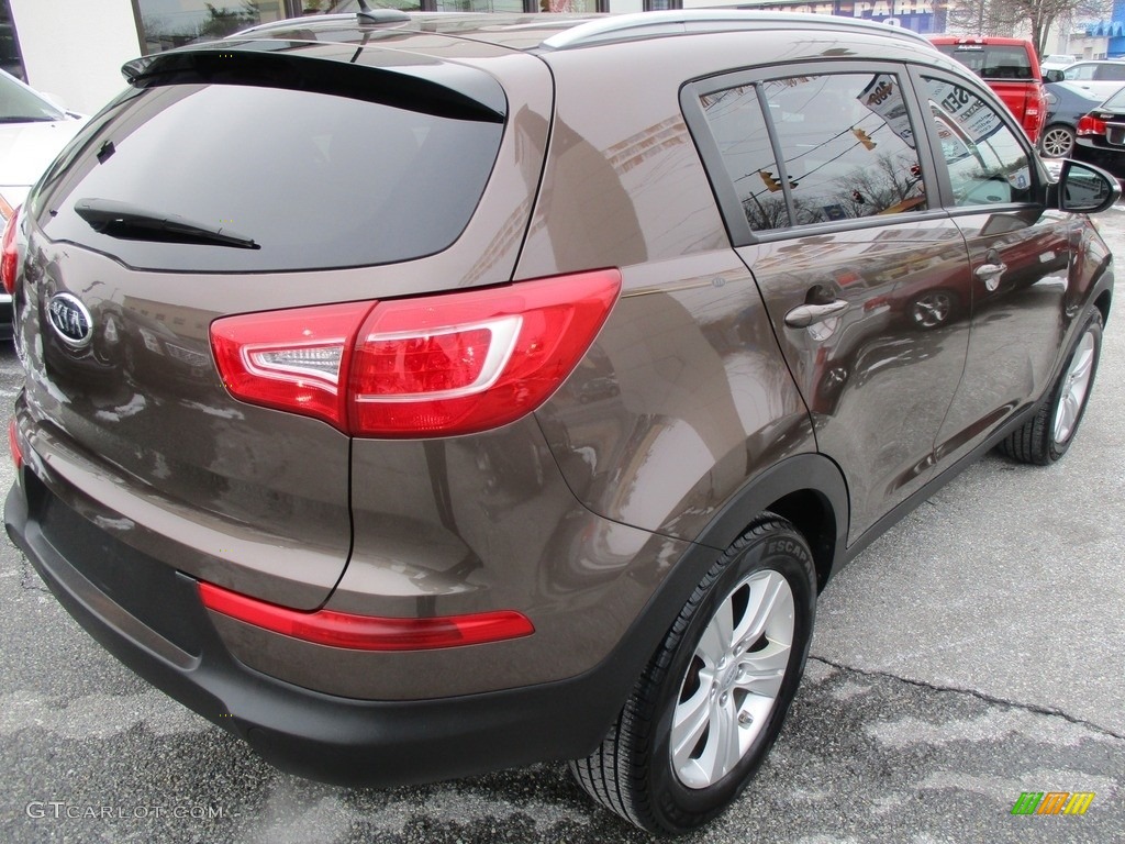 2011 Sportage LX - Sand Track / Black photo #6