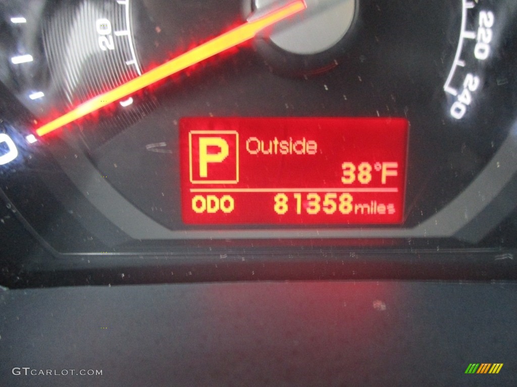 2011 Sportage LX - Sand Track / Black photo #14