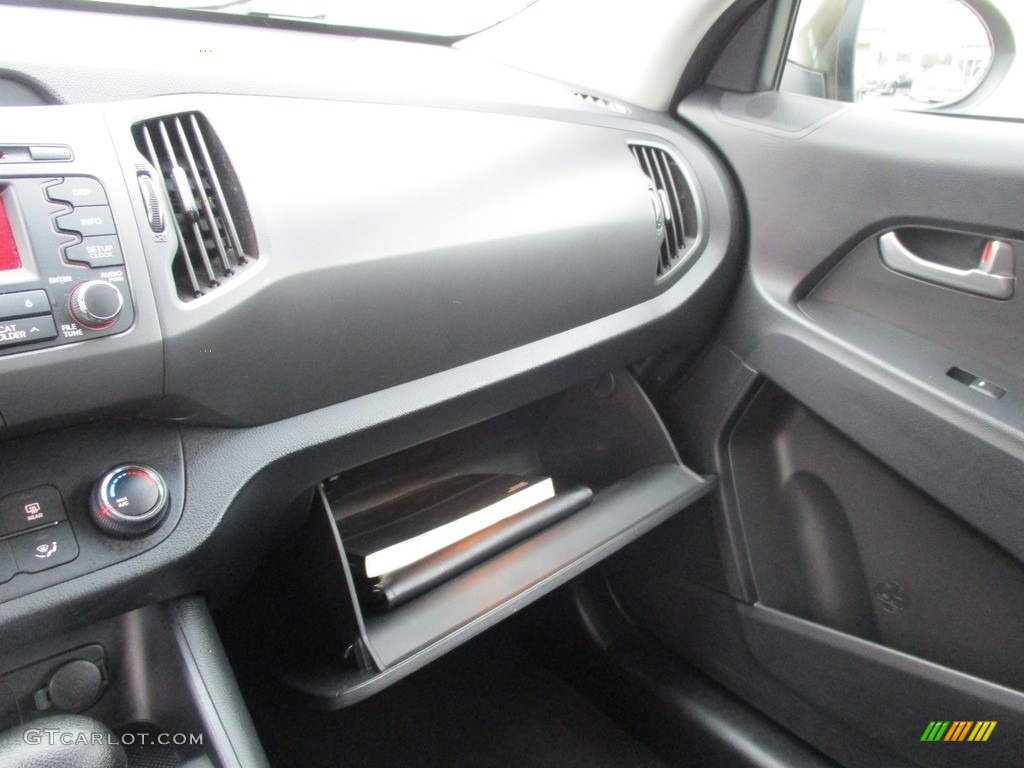 2011 Sportage LX - Sand Track / Black photo #20