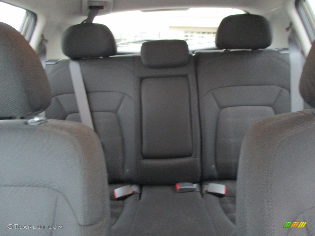 2011 Sportage LX - Sand Track / Black photo #25