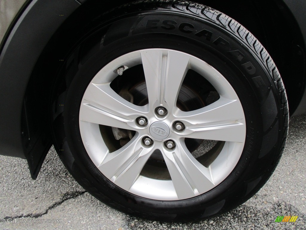 2011 Sportage LX - Sand Track / Black photo #46