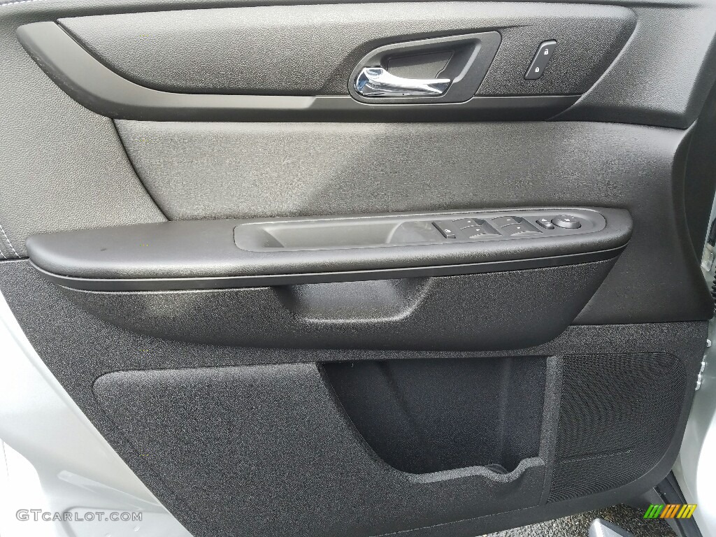 2017 Traverse LT - Silver Ice Metallic / Ebony photo #6