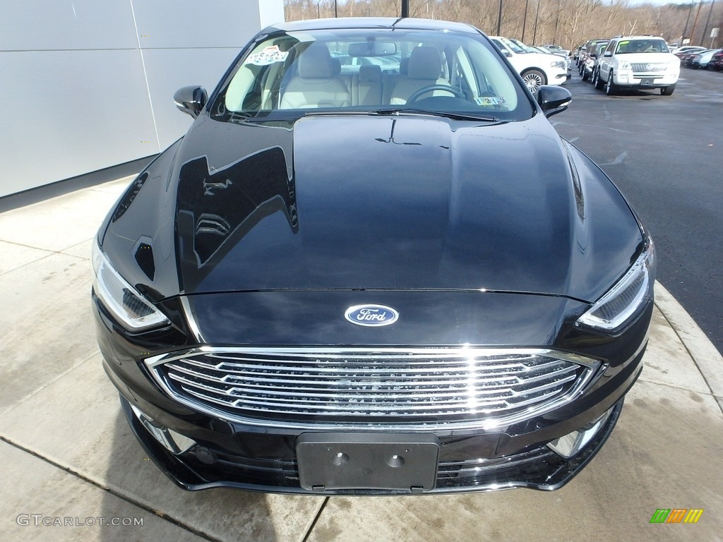 2017 Fusion SE AWD - Shadow Black / Medium Light Stone photo #8