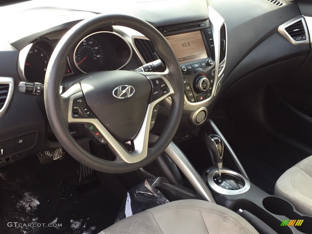 2012 Veloster  - Boston Red / Gray photo #9