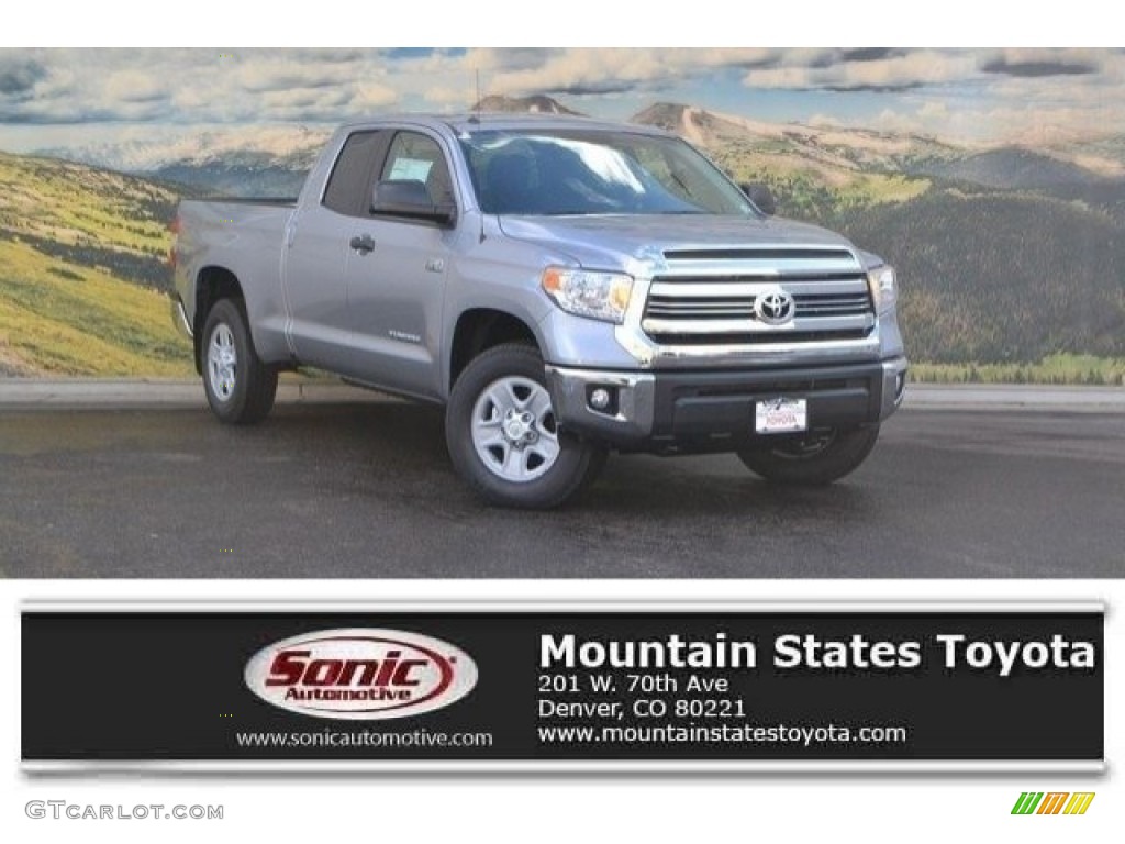 2017 Tundra SR5 Double Cab 4x4 - Silver Sky Metallic / Graphite photo #1