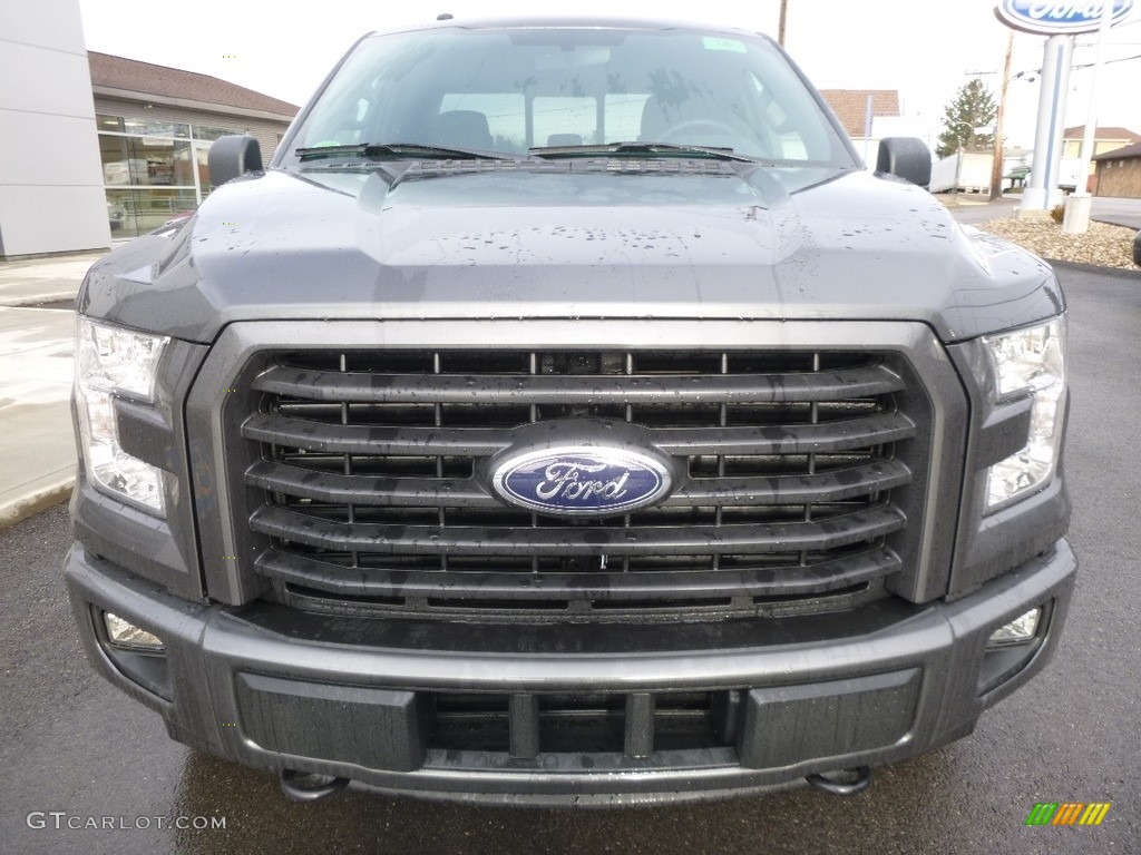 2017 F150 XLT SuperCab 4x4 - Magnetic / Black photo #2