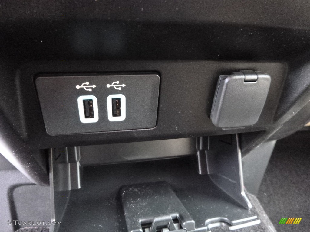 2017 F150 XLT SuperCab 4x4 - White Gold / Light Camel photo #19