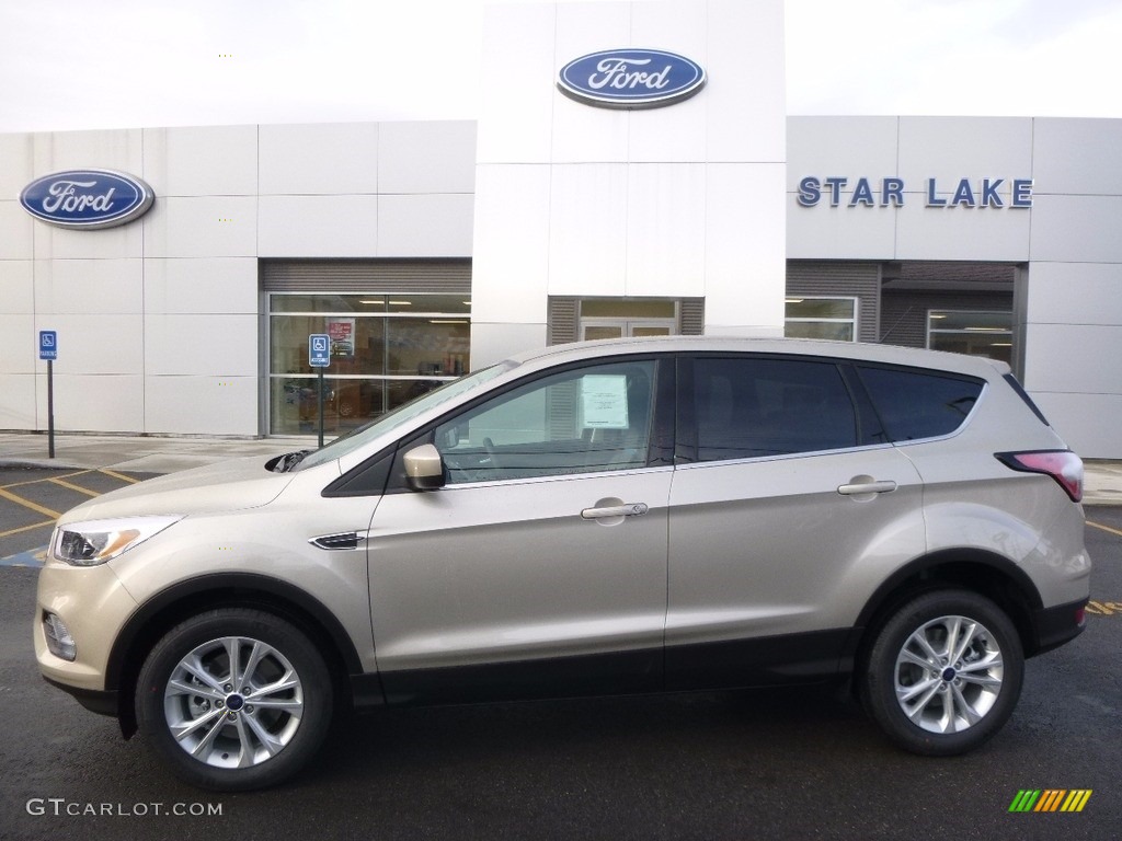 2017 Escape SE 4WD - White Gold / Charcoal Black photo #1