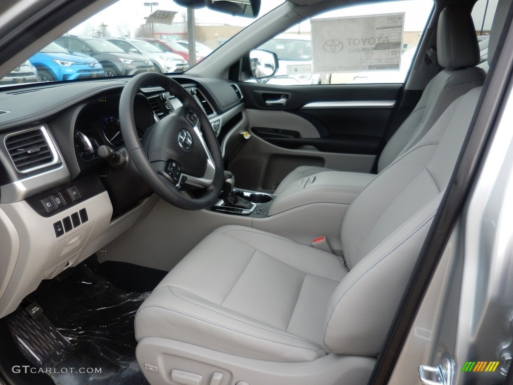 2017 Highlander XLE AWD - Celestial Silver Metallic / Ash photo #3