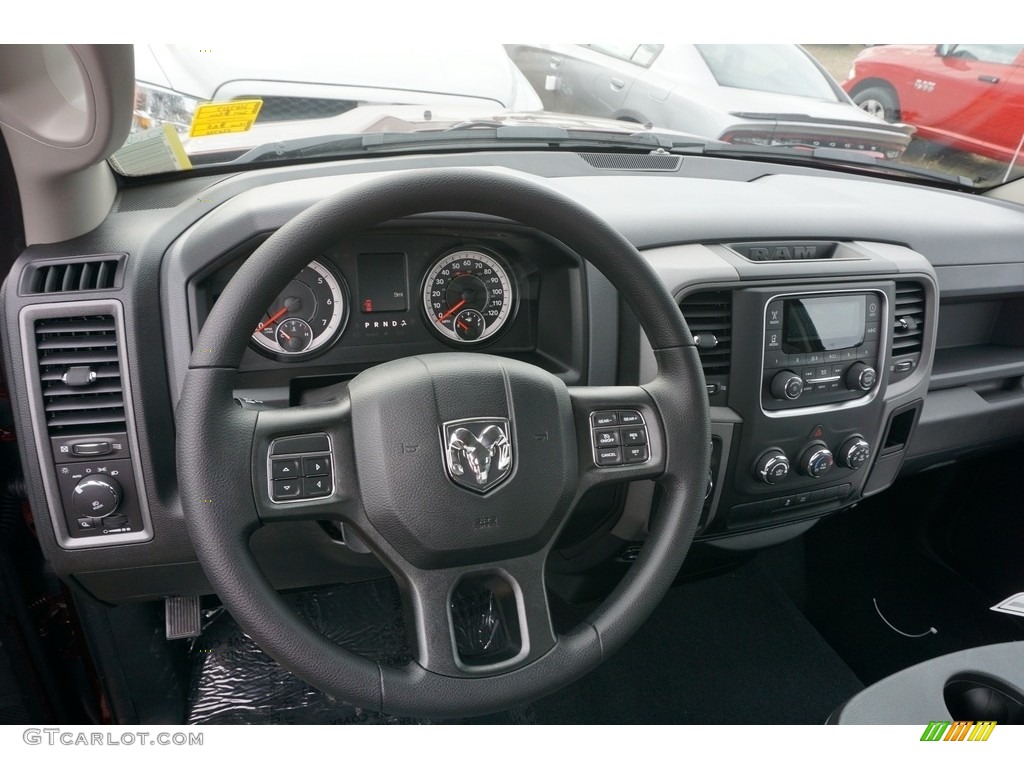 2017 Ram 1500 Express Regular Cab Black/Diesel Gray Dashboard Photo #118043649