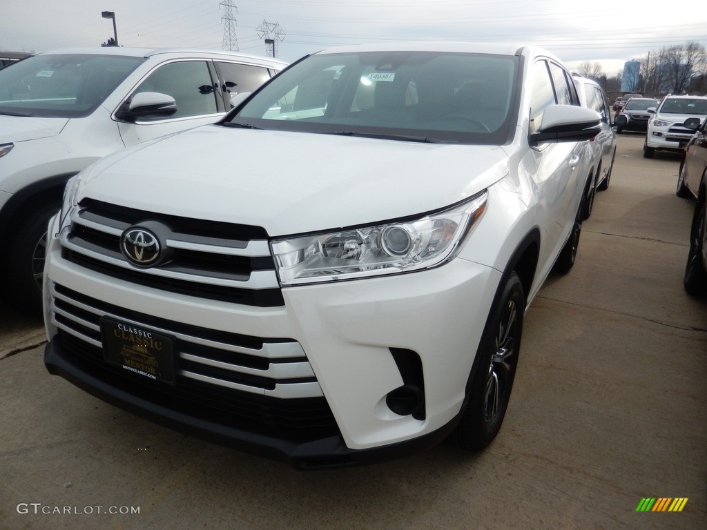 2017 Highlander LE - Blizzard White Pearl / Ash photo #1