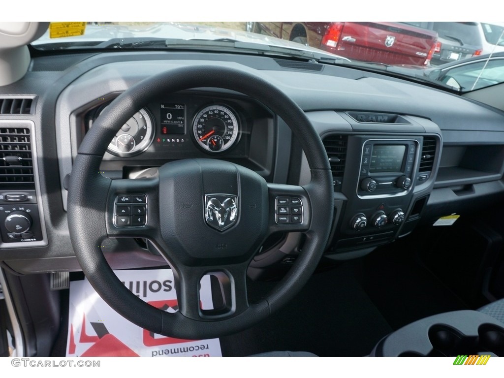 2017 1500 Express Quad Cab 4x4 - Bright Silver Metallic / Black/Diesel Gray photo #8