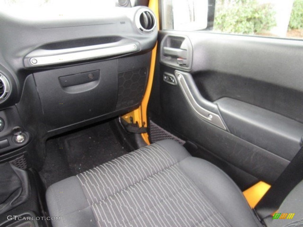 2012 Wrangler Unlimited Sport 4x4 - Crush Orange / Black photo #13