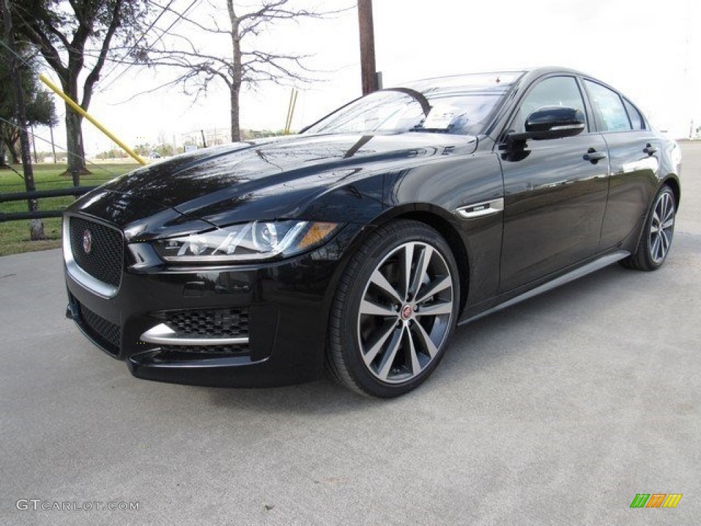 2017 Jaguar XE 35t R-Sport Exterior Photos