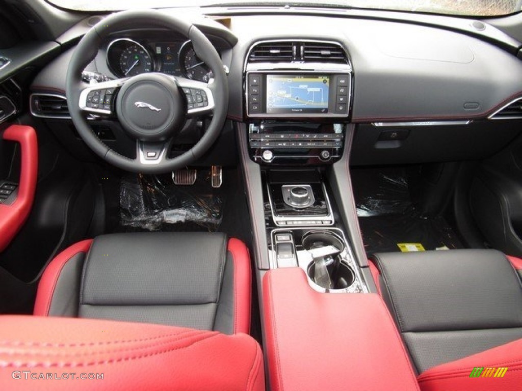 2017 Jaguar F-PACE 35t AWD S Jet w/Red Dashboard Photo #118052181