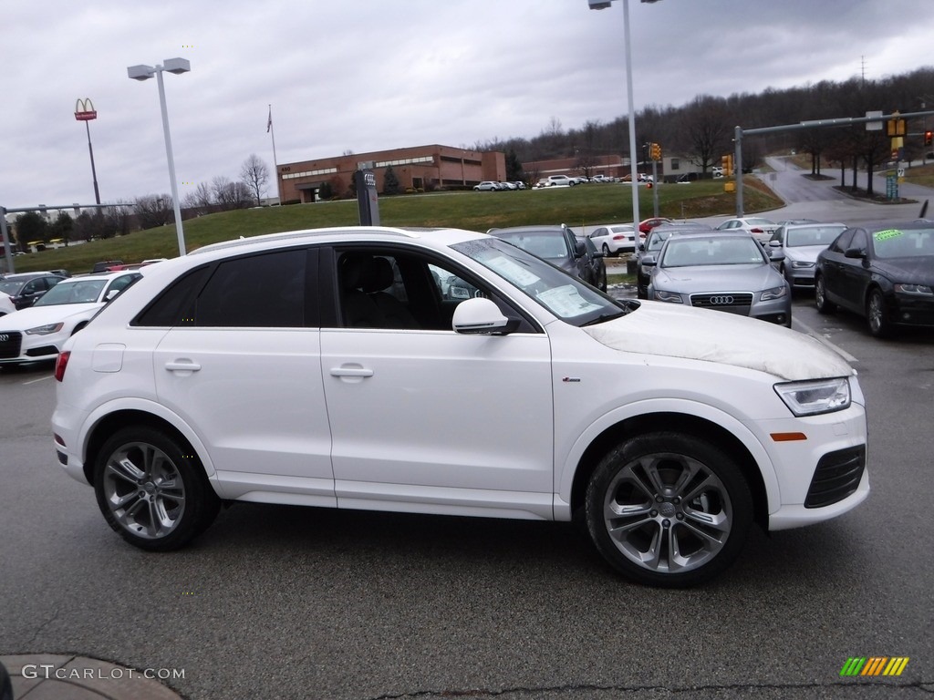 2017 Q3 2.0 TFSI Premium Plus quattro - Cortina White / Black photo #8