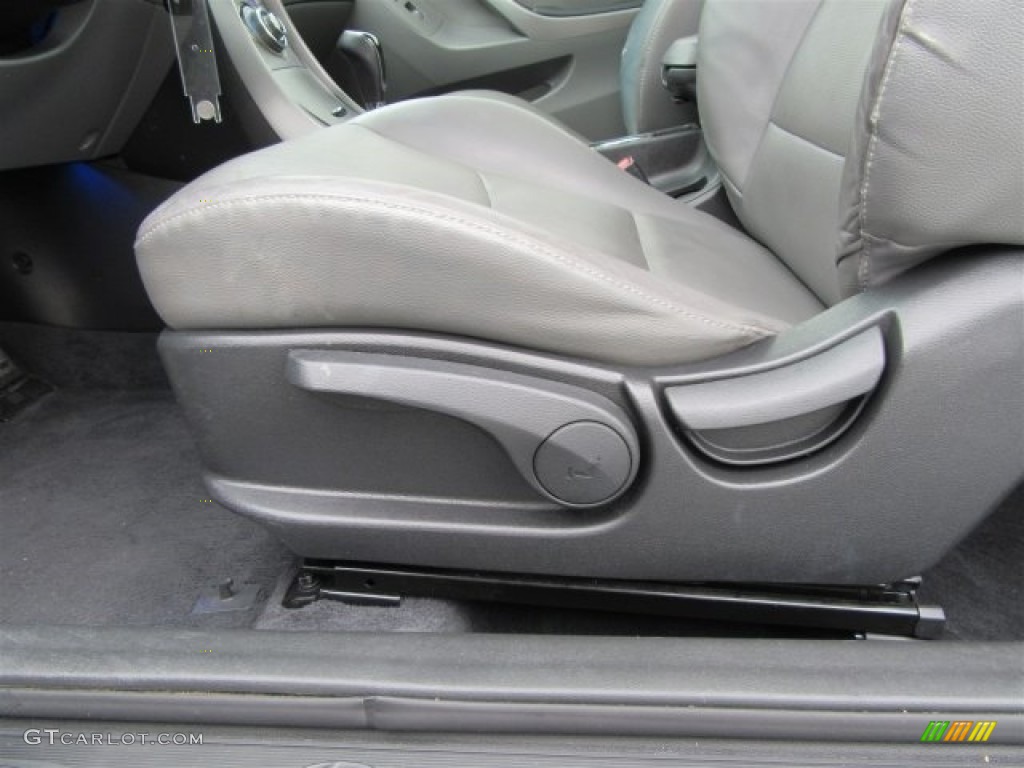 2013 Elantra Coupe SE - Silver / Gray photo #17