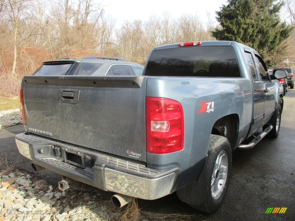 2013 Silverado 2500HD LT Crew Cab 4x4 - Blue Granite Metallic / Ebony photo #5