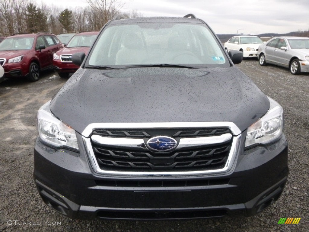 2017 Forester 2.5i - Dark Gray Metallic / Gray photo #11