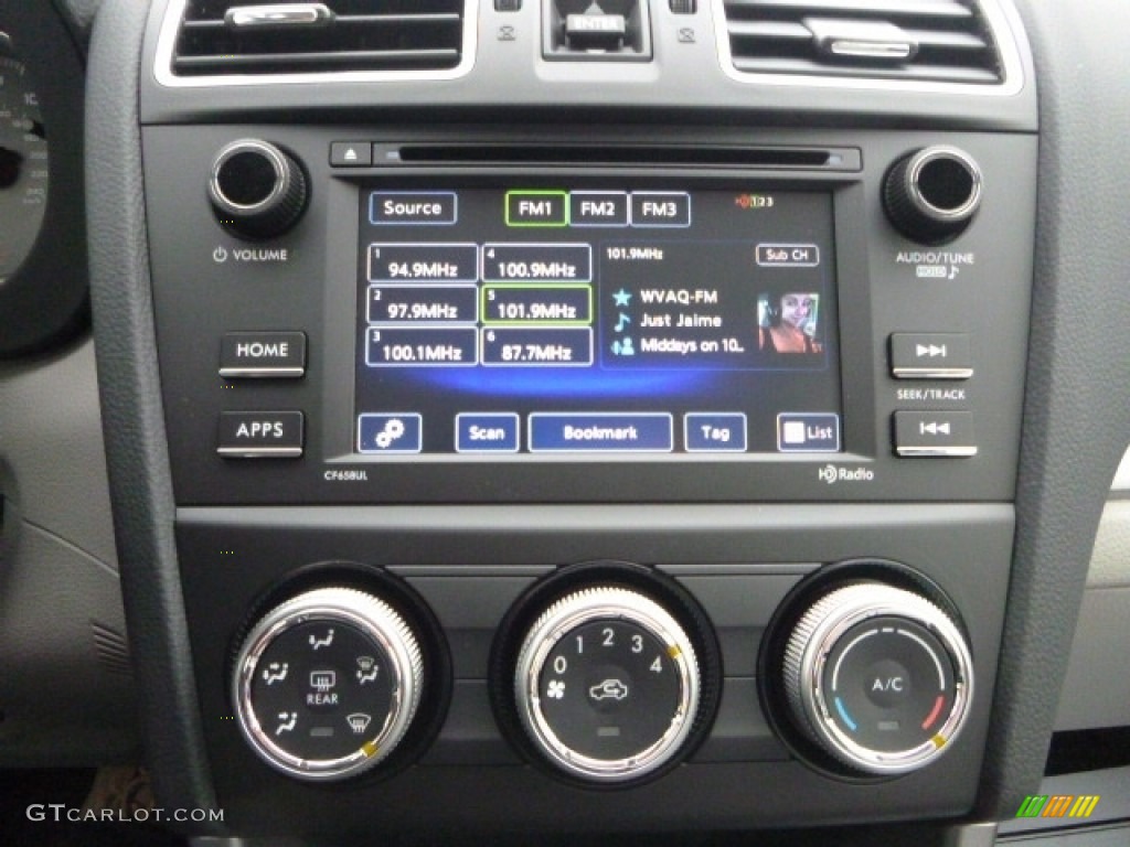 2017 Forester 2.5i - Dark Gray Metallic / Gray photo #19