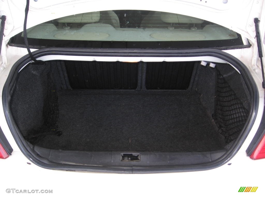 2006 G6 V6 Sedan - Ivory White / Light Taupe photo #15