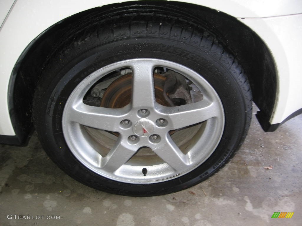 2006 G6 V6 Sedan - Ivory White / Light Taupe photo #20
