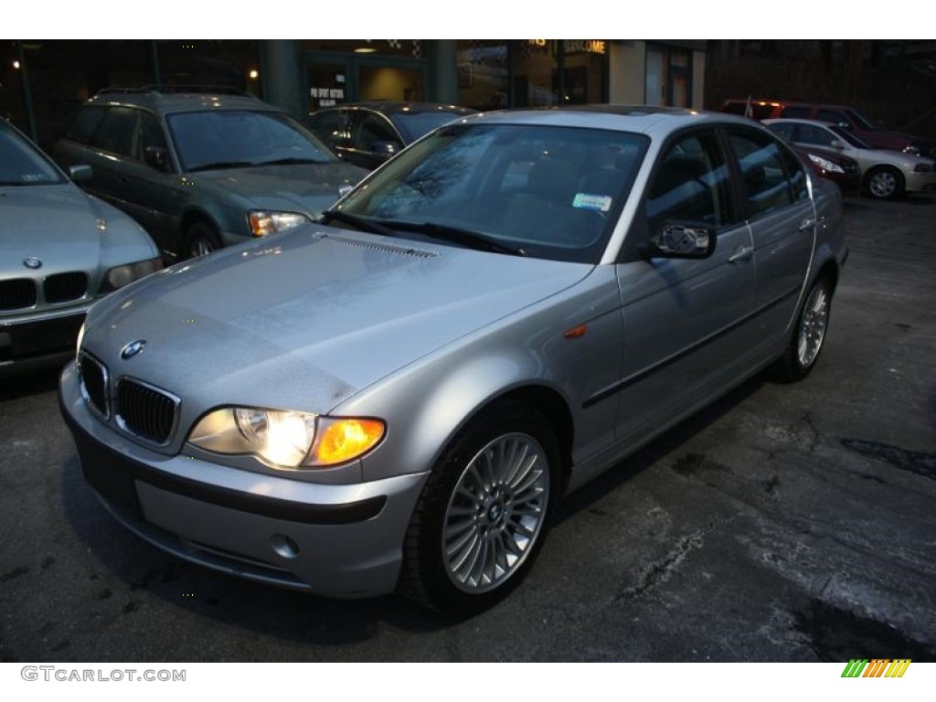 2003 3 Series 330xi Sedan - Titanium Silver Metallic / Black photo #6