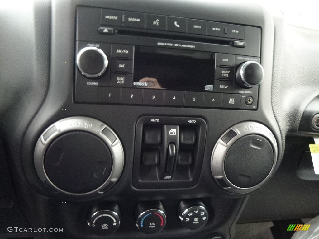 2017 Wrangler Unlimited Sport 4x4 - Gobi / Black photo #20