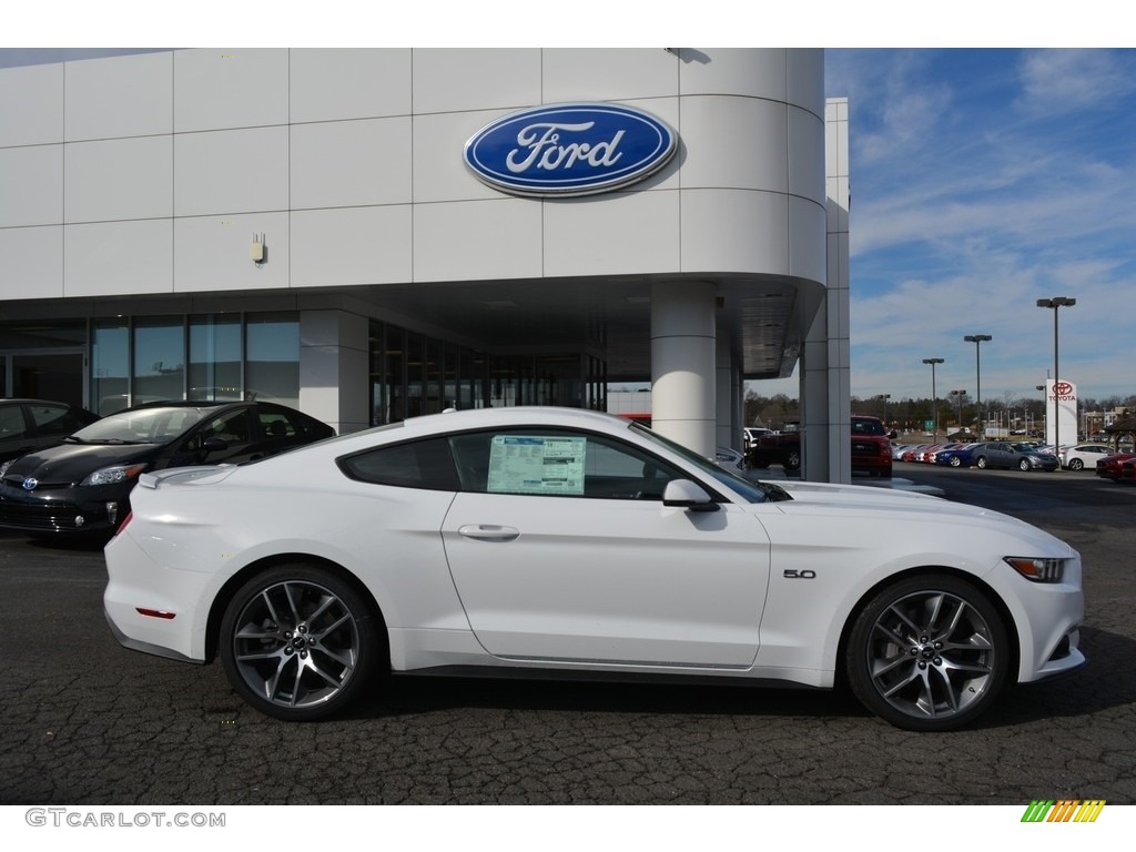 Oxford White 2017 Ford Mustang GT Premium Coupe Exterior Photo #118065213