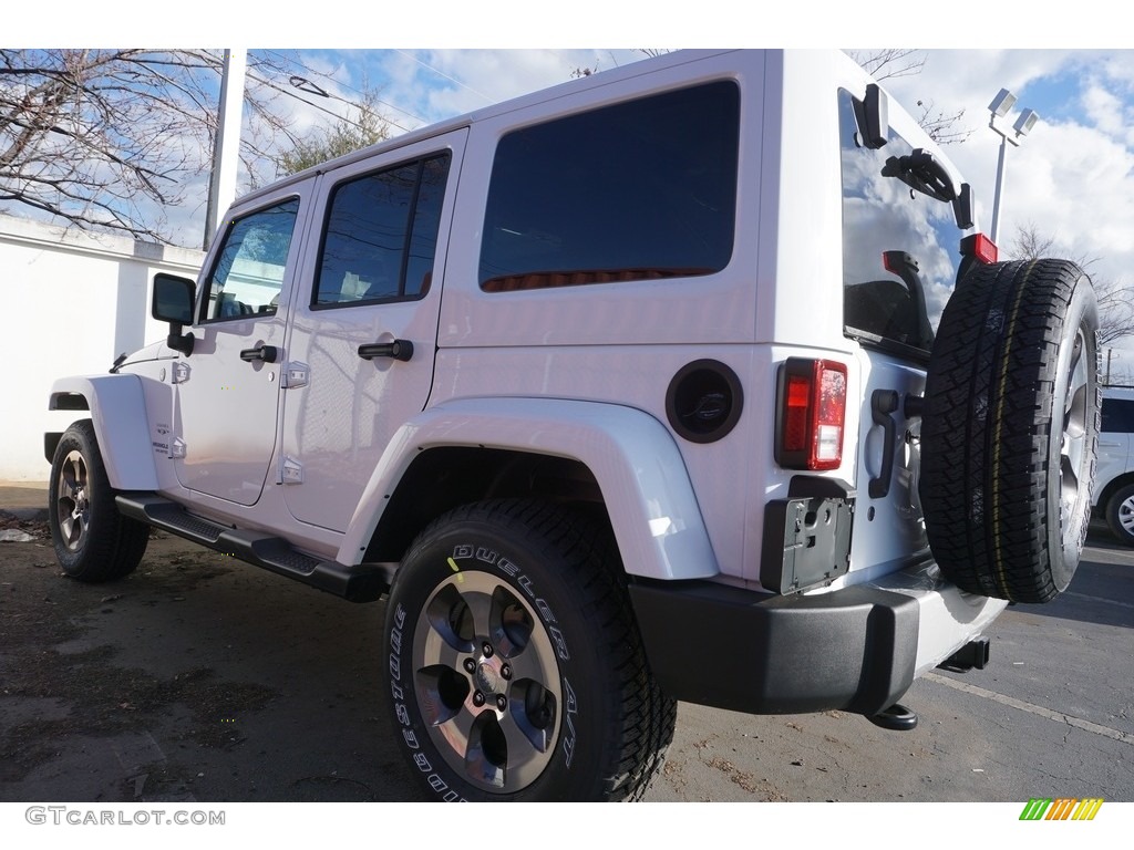 2017 Wrangler Unlimited Sahara 4x4 - Bright White / Black photo #2