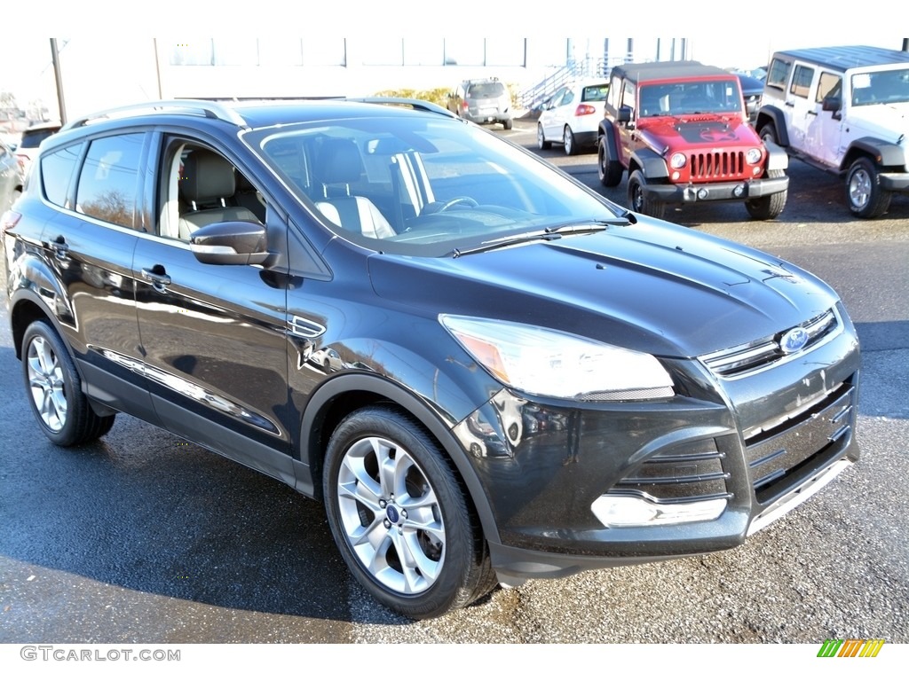 2014 Escape Titanium 1.6L EcoBoost 4WD - Tuxedo Black / Charcoal Black photo #3