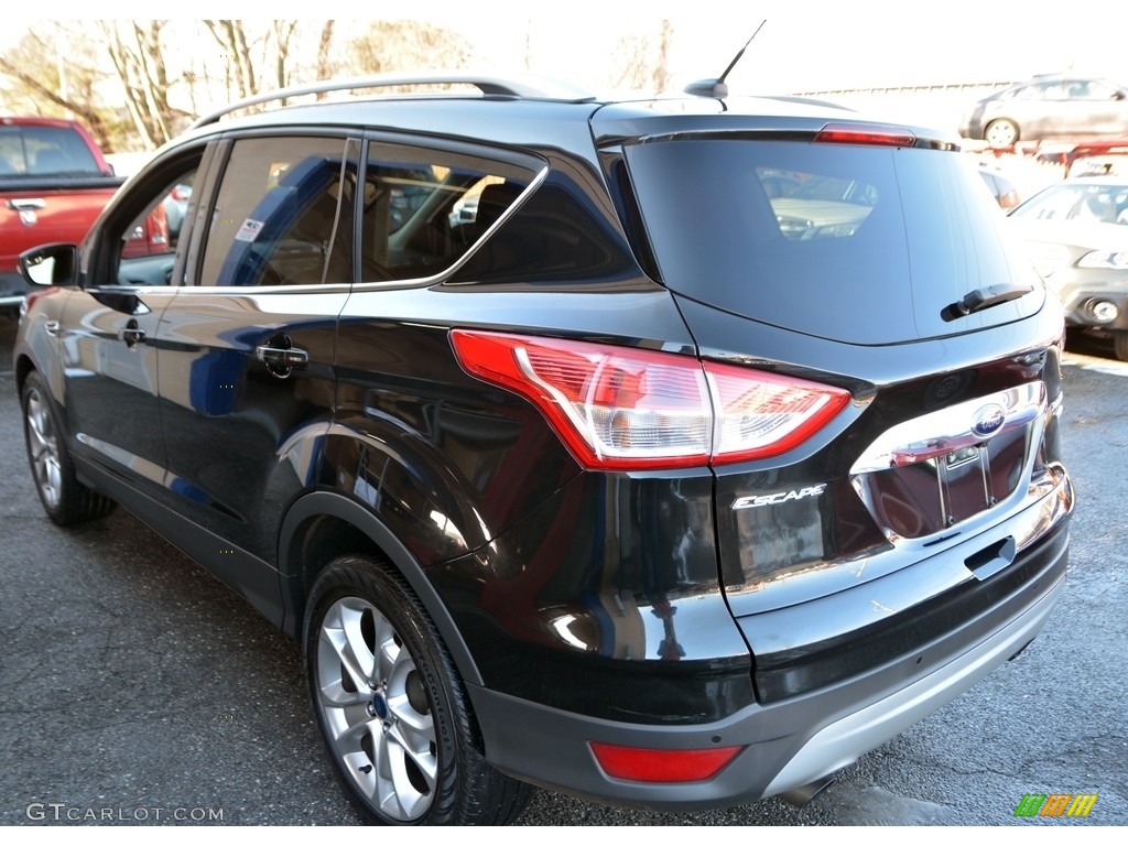 2014 Escape Titanium 1.6L EcoBoost 4WD - Tuxedo Black / Charcoal Black photo #10