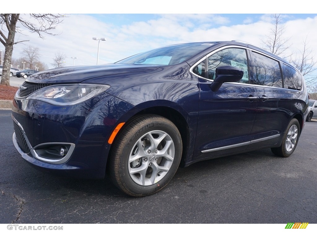 Jazz Blue Pearl 2017 Chrysler Pacifica Touring L Plus Exterior Photo #118067913