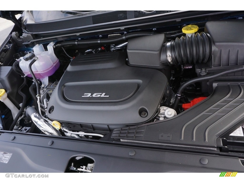 2017 Chrysler Pacifica Touring L Plus Engine Photos
